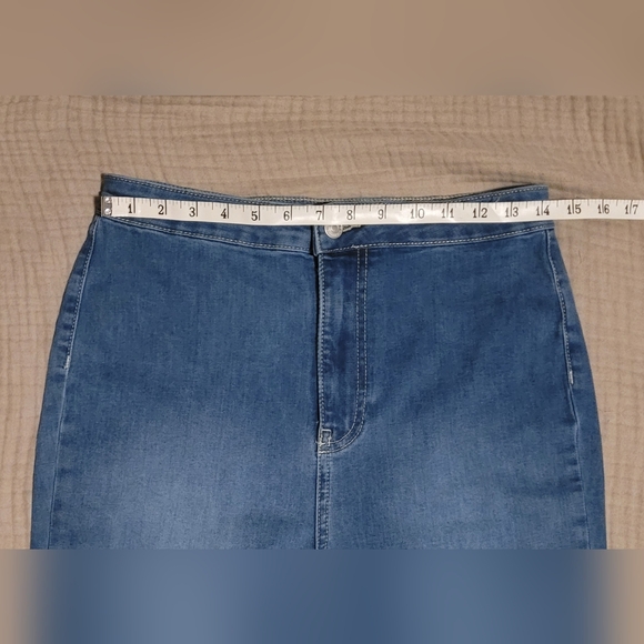 We The Free (Free People) Just Float on Flare Jeans in Jericho Blue Size 29 - Picture 6 of 11